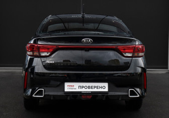Подержанный автомобиль Kia Rio Sedan 2020 года (6 фото)