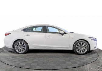 Новый Mazda Atenza Sedan 2023 (4 фото)