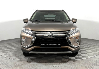 Подержанный автомобиль Mitsubishi Eclipse Cross 2019 года (2 фото)