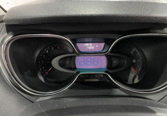 Подержанный автомобиль Renault Kaptur 2018 года (12 фото)