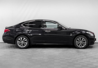 Подержанный автомобиль Infiniti M Sedan 2013 года (4 фото)