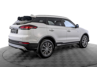 Подержанный автомобиль Geely Atlas Pro 2023 года (5 фото)