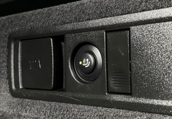 Подержанный автомобиль BMW X5 2024 года (31 фото)