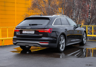Подержанный автомобиль Audi A6 allroad 2019 года (3 фото)