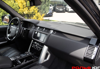 Подержанный автомобиль Land Rover Range Rover 2014 года (7 фото)