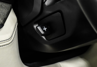 Подержанный автомобиль BMW X7 2019 года (19 фото)