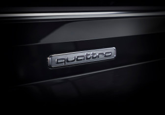 Подержанный автомобиль Audi Q7 2018 года (26 фото)