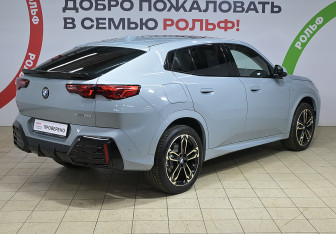 Подержанный автомобиль BMW X2 2024 года (4 фото)