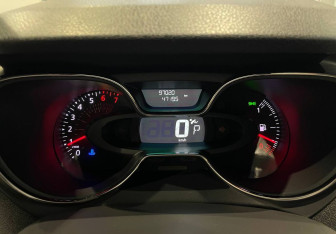 Подержанный автомобиль Renault Kaptur 2018 года (15 фото)