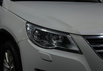 Подержанный автомобиль Volkswagen Tiguan 2010 года (16 фото)