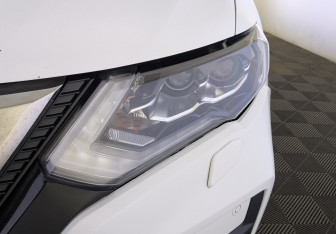 Подержанный автомобиль Nissan X-Trail 2018 года (13 фото)