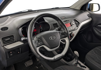 Подержанный автомобиль Kia Picanto 2011 года (15 фото)