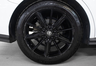 Подержанный автомобиль Changan UNI-V 2024 года (32 фото)