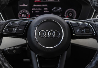 Подержанный автомобиль Audi A5 Liftback 2021 года (12 фото)