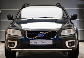 Подержанный автомобиль Volvo XC70 2008 года (2 фото)