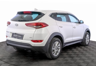 Подержанный автомобиль Hyundai Tucson 2017 года (5 фото)