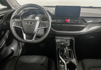 Подержанный автомобиль Москвич 3 2023 года (12 фото)