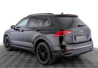Подержанный автомобиль Volkswagen Tiguan 2021 года (7 фото)