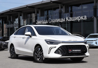 Подержанный автомобиль BAIC U5 Plus 2023 года (29 фото)