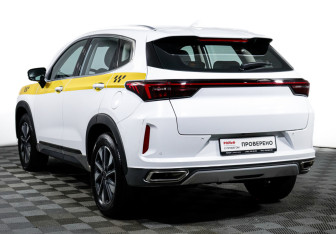 Подержанный автомобиль Exeed LX 2023 года (7 фото)