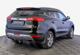 Подержанный автомобиль Geely Atlas 2019 года (5 фото)