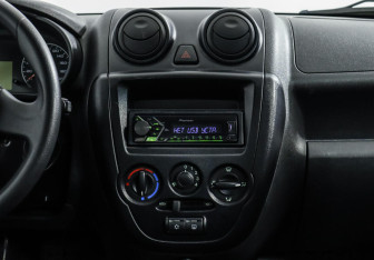 Подержанный автомобиль LADA (ВАЗ) Granta Sedan 2018 года (8 фото)