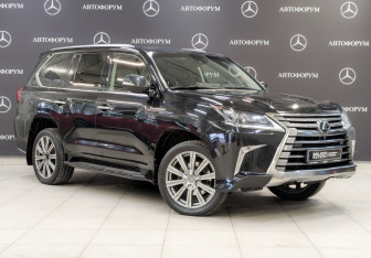 Подержанный автомобиль Lexus LX 2016 года (3 фото)