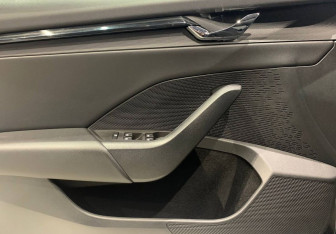 Подержанный автомобиль Skoda Octavia Liftback 2020 года (17 фото)