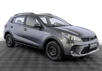 Подержанный автомобиль Kia Rio Hatchback 2021 года (3 фото)