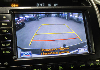 Подержанный автомобиль Toyota Land Cruiser Suv 2013 года (20 фото)