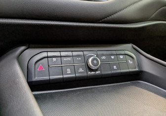 Подержанный автомобиль Haval F7 2021 года (20 фото)