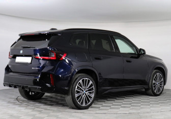 Новый BMW X1 2025 (2 фото)