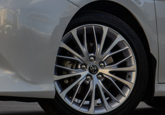 Подержанный автомобиль Toyota Camry Sedan 2018 года (25 фото)