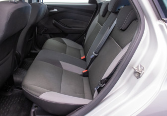 Подержанный автомобиль Ford Focus Hatchback 2011 года (11 фото)