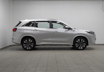 Новый Evolute i-SPACE 2026 (4 фото)