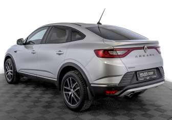 Подержанный автомобиль Renault Arkana 2019 года (7 фото)