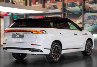 Новый Jaecoo J8 2025 (5 фото)