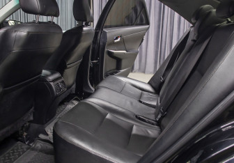 Подержанный автомобиль Toyota Camry Sedan 2014 года (12 фото)