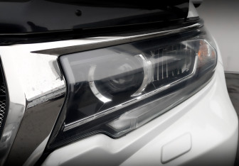 Подержанный автомобиль Toyota Land Cruiser Prado 2020 года (17 фото)