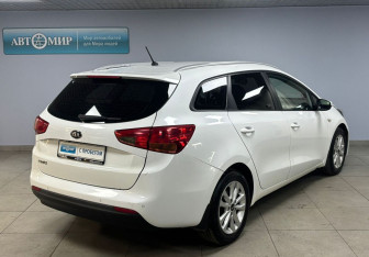 Подержанный автомобиль Kia Ceed Wagon 2016 года (5 фото)