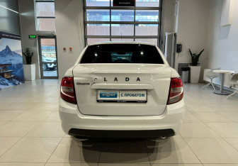 Подержанный автомобиль LADA (ВАЗ) Granta Sedan 2022 года (5 фото)