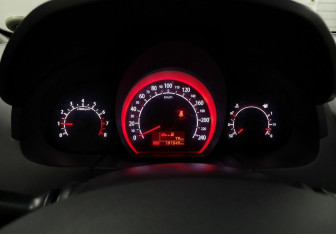 Подержанный автомобиль Kia Ceed Hatchback 2011 года (13 фото)