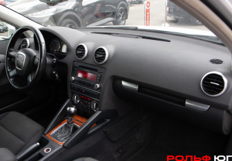 Подержанный автомобиль Audi A3 Hatchback 2011 года (7 фото)