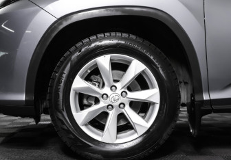 Подержанный автомобиль Lexus RX 2016 года (25 фото)