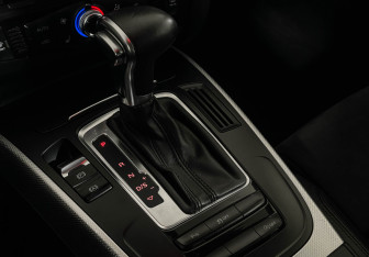 Подержанный автомобиль Audi A5 Coupe 2012 года (16 фото)