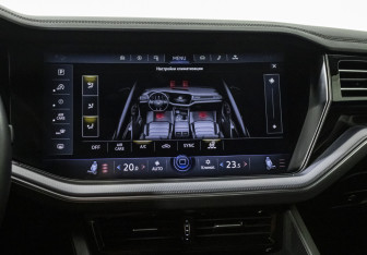 Подержанный автомобиль Volkswagen Touareg 2020 года (16 фото)