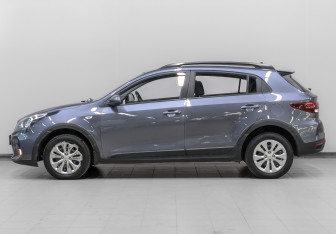 Подержанный автомобиль Kia Rio Hatchback 2021 года (8 фото)