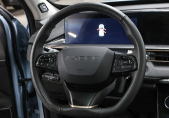 Подержанный автомобиль Exeed LX 2023 года (16 фото)