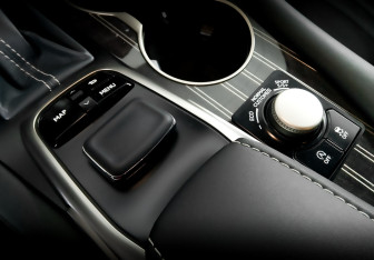 Подержанный автомобиль Lexus RX 2019 года (28 фото)