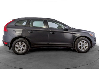 Подержанный автомобиль Volvo XC60 2012 года (4 фото)